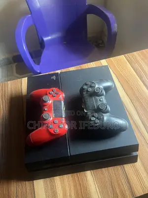Ps4 Console