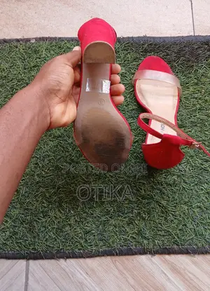 Beautiful, Comfy High Heel Shoe From Fashionnova (USA), Neatly Used.