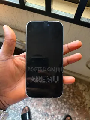 Apple iPhone 16 128 GB White