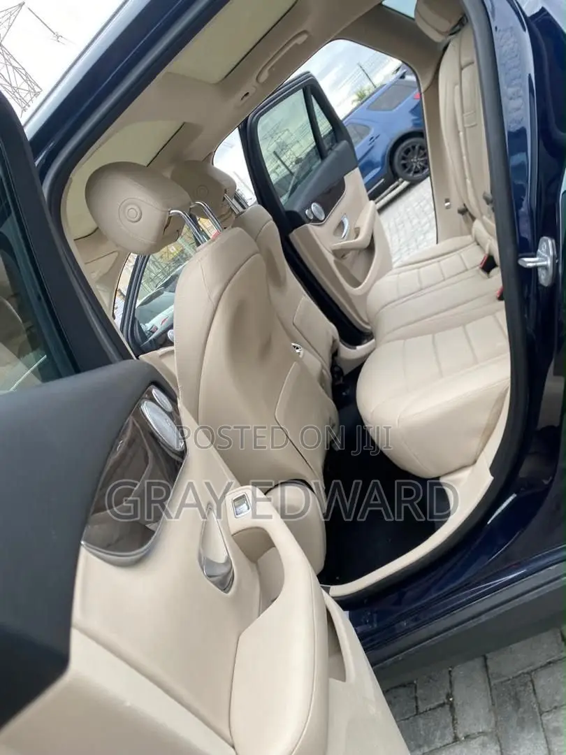 Mercedes-Benz GLC-Class 2017 Blue
