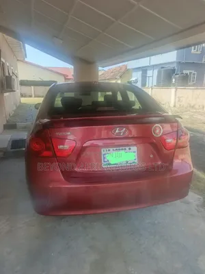 Hyundai Elantra 2009 Red
