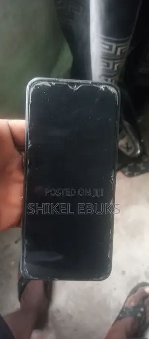 Tecno Spark 8C 64 GB Graphite