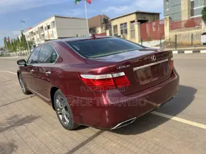 Lexus LS 2008 Maroon