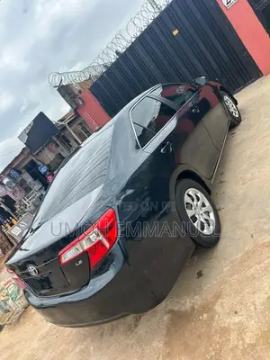 Toyota Camry LE 4dr Sedan (2.5L 4cyl 6A) 2014 Black