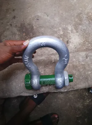 Heavy Duty 17-Ton Bolt Type Anchor Shackle - 1-1/2 Inch