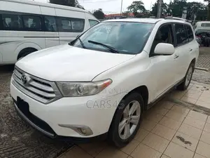 Toyota Highlander 2012 White