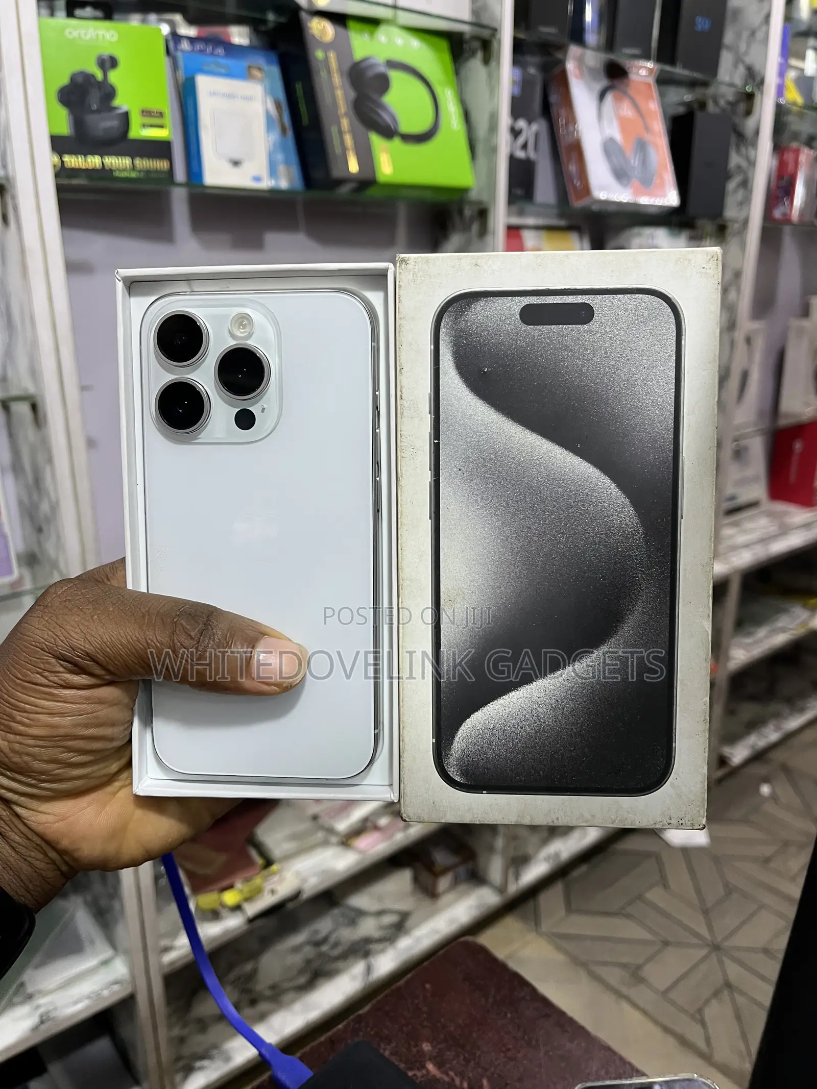 New Apple iPhone 15 Pro 128 GB White