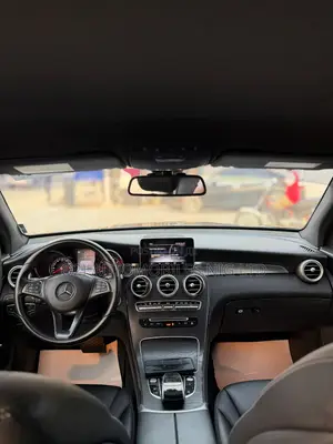 Mercedes-Benz GLC-Class 2017 Black