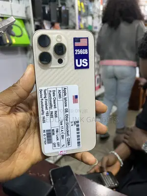 Apple iPhone 16 Pro Max 256 GB Gold