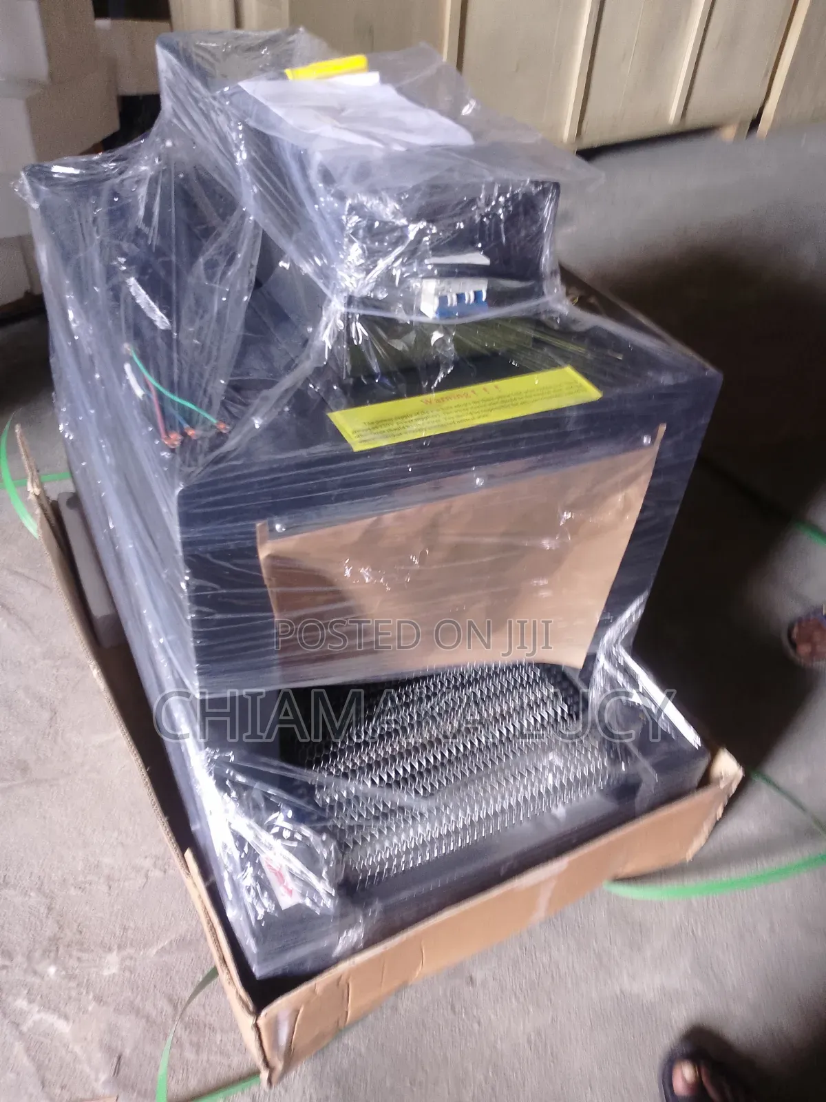 Shrink Packaging Machine