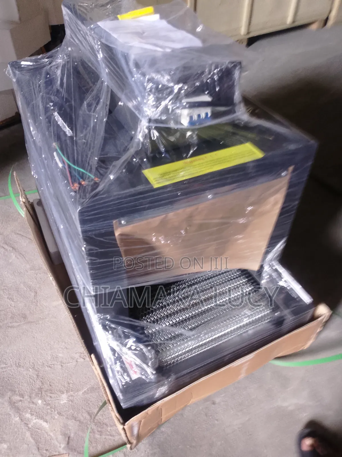 Shrink Packaging Machine