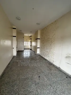 Office Space/Shop for Rent
