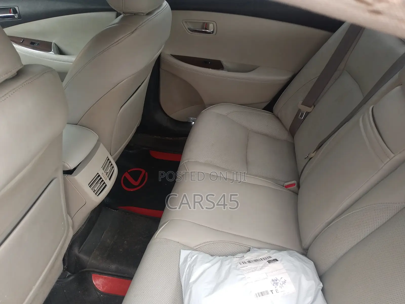 Lexus ES 2012 Gray