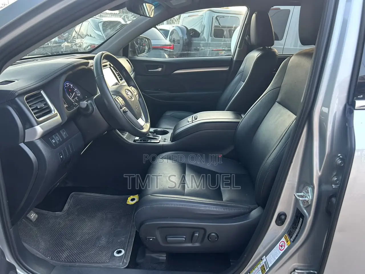 Toyota Highlander XLE 2019 Silver