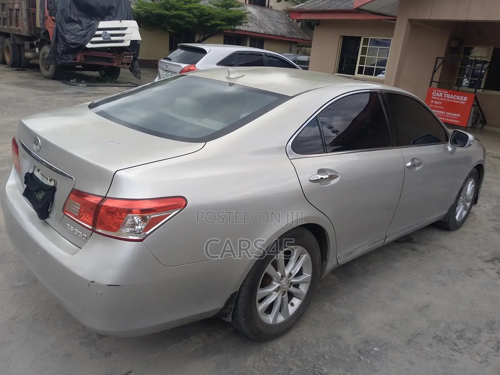 Lexus ES 2012 Gray