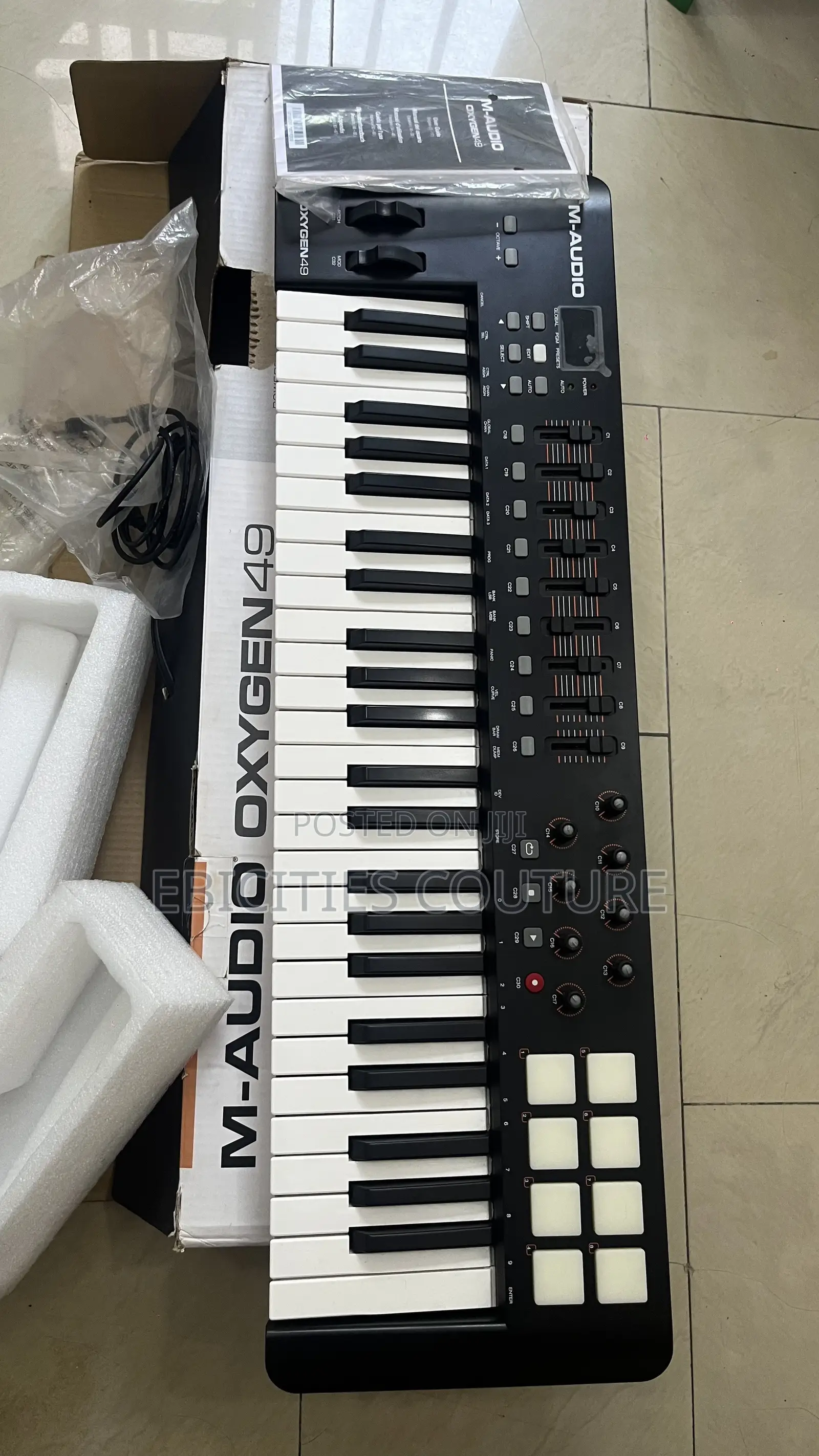 M-Audio Oxygen 49 MIDI Piano