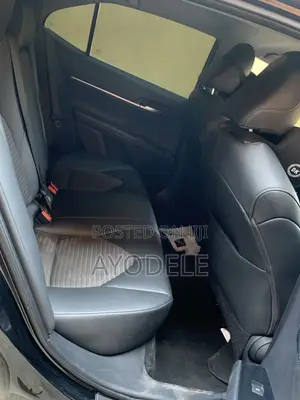 Toyota Camry SE (2.5L 4cyl 8A) 2019 Black