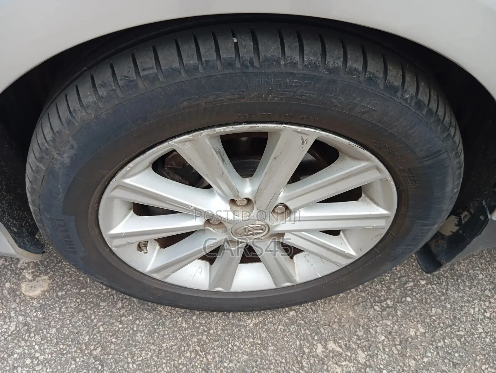 Toyota Camry 2013 Silver
