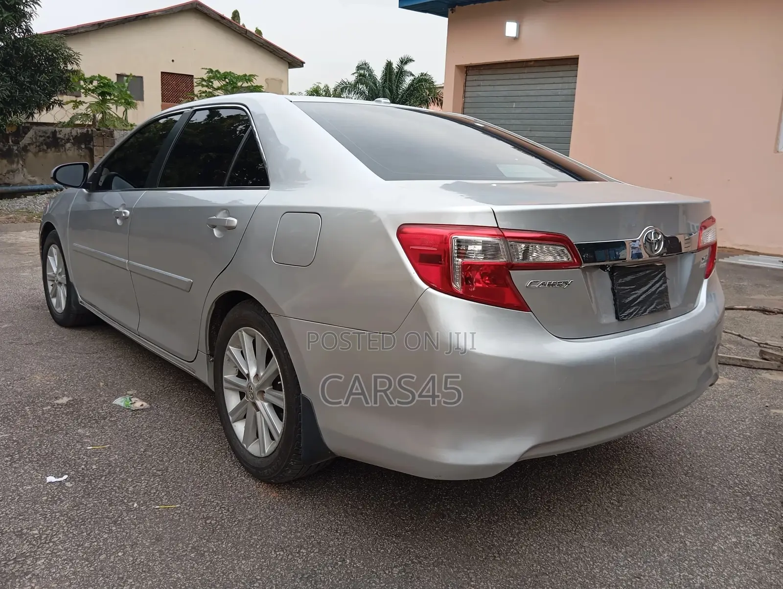Toyota Camry 2013 Silver