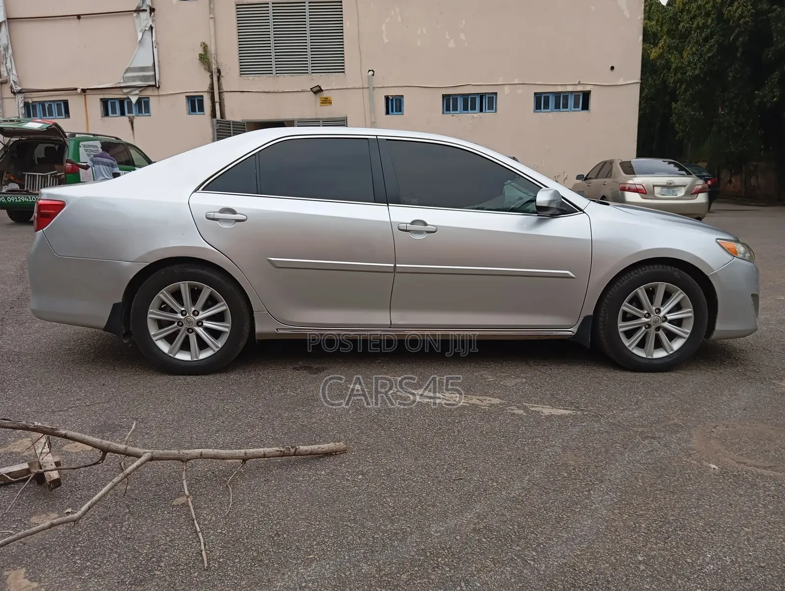 Toyota Camry 2013 Silver