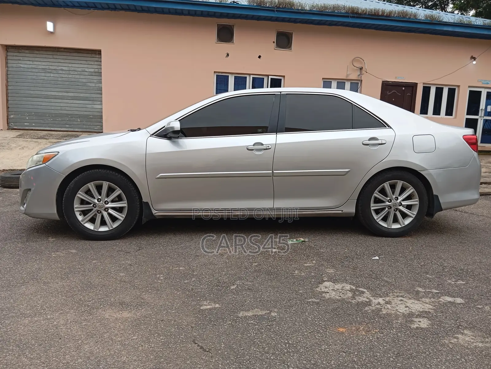Toyota Camry 2013 Silver