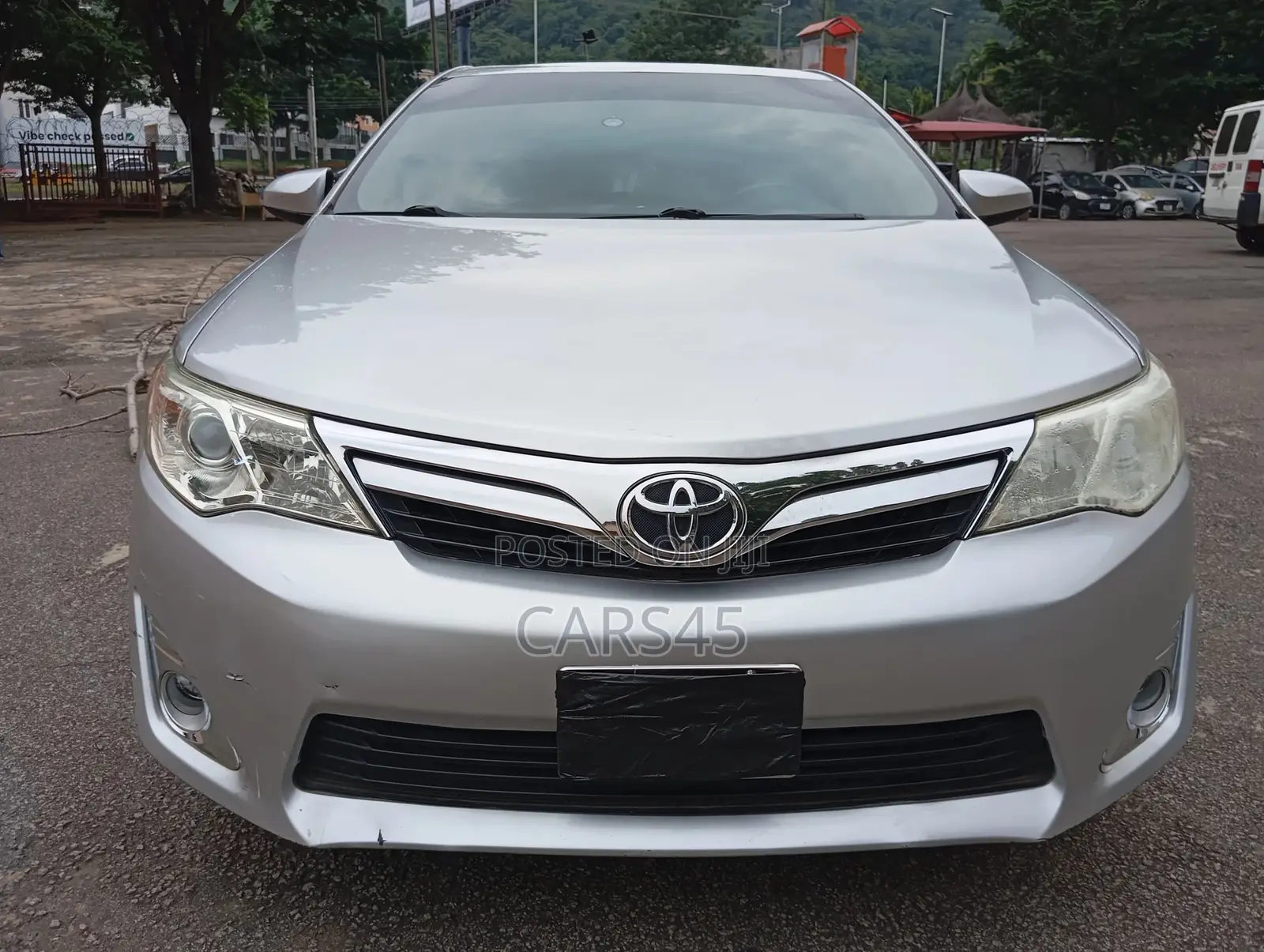 Toyota Camry 2013 Silver
