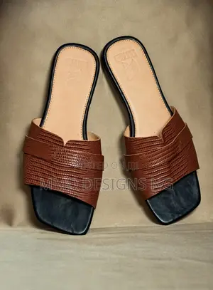 MMD Nafisa Muse Women's Brown Pleated Slides Size 39