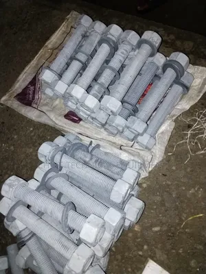 1" X 250mm Hot Dip Galvanized Stud Bolt B7