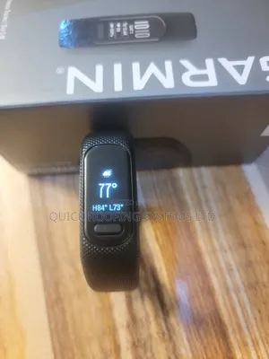 Brand New Garmin Vivosmart 5 Original Premium Fitness Tracker
