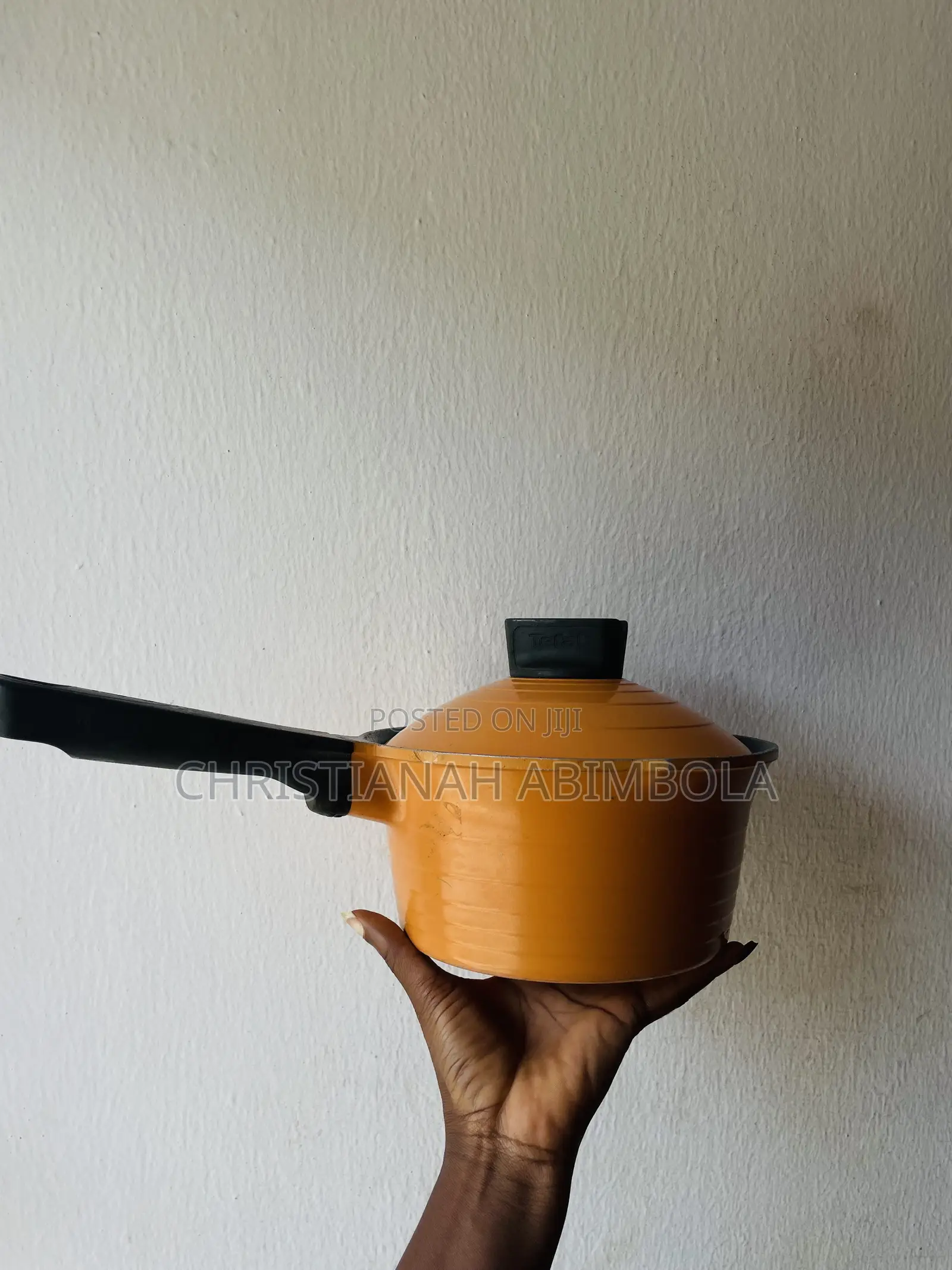 Orange Iron Cast Cooking Saucepan With Lid – Used