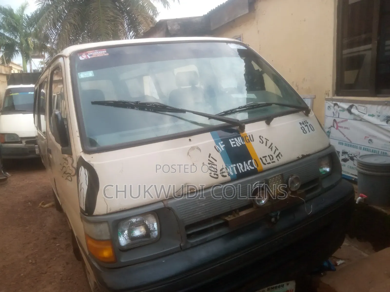 Toyota HiAce 2002 White