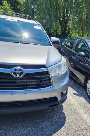Toyota Highlander 2015 Silver