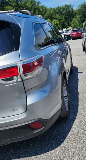 Toyota Highlander 2015 Silver