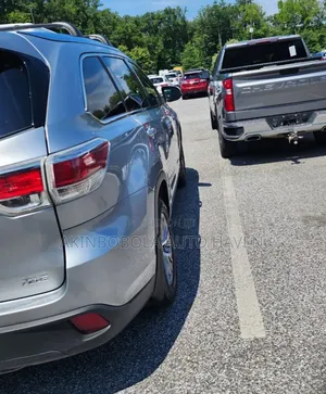 Toyota Highlander 2015 Silver