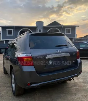Toyota Highlander 4x4 2008 Gray