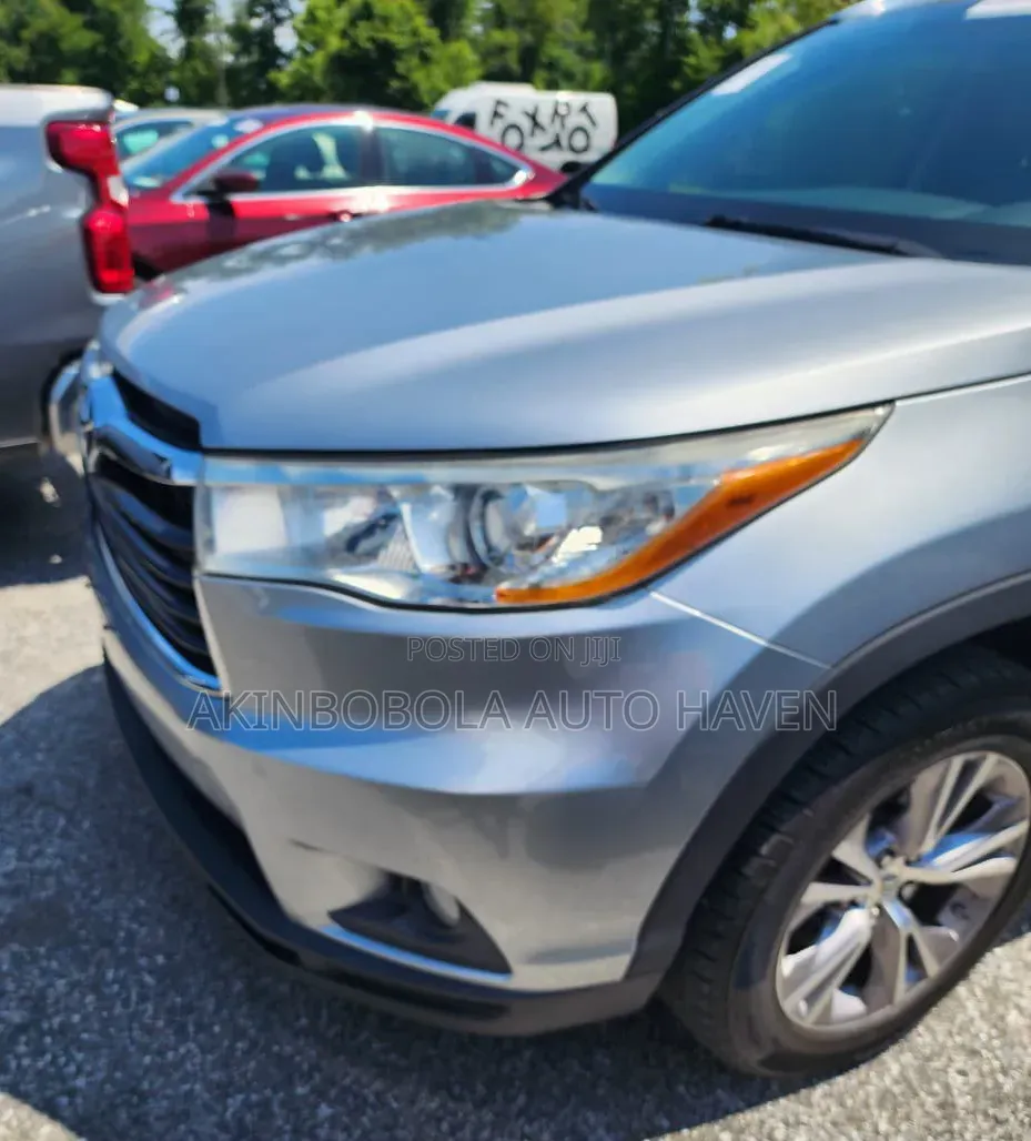 Toyota Highlander 2015 Silver