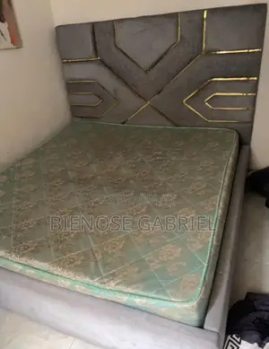 6 X 6 Bed With the Bed Frame Used
