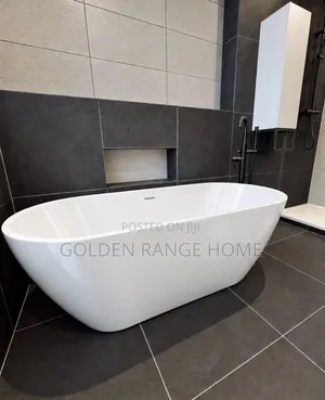 Freestanding Acrylic Bathtub