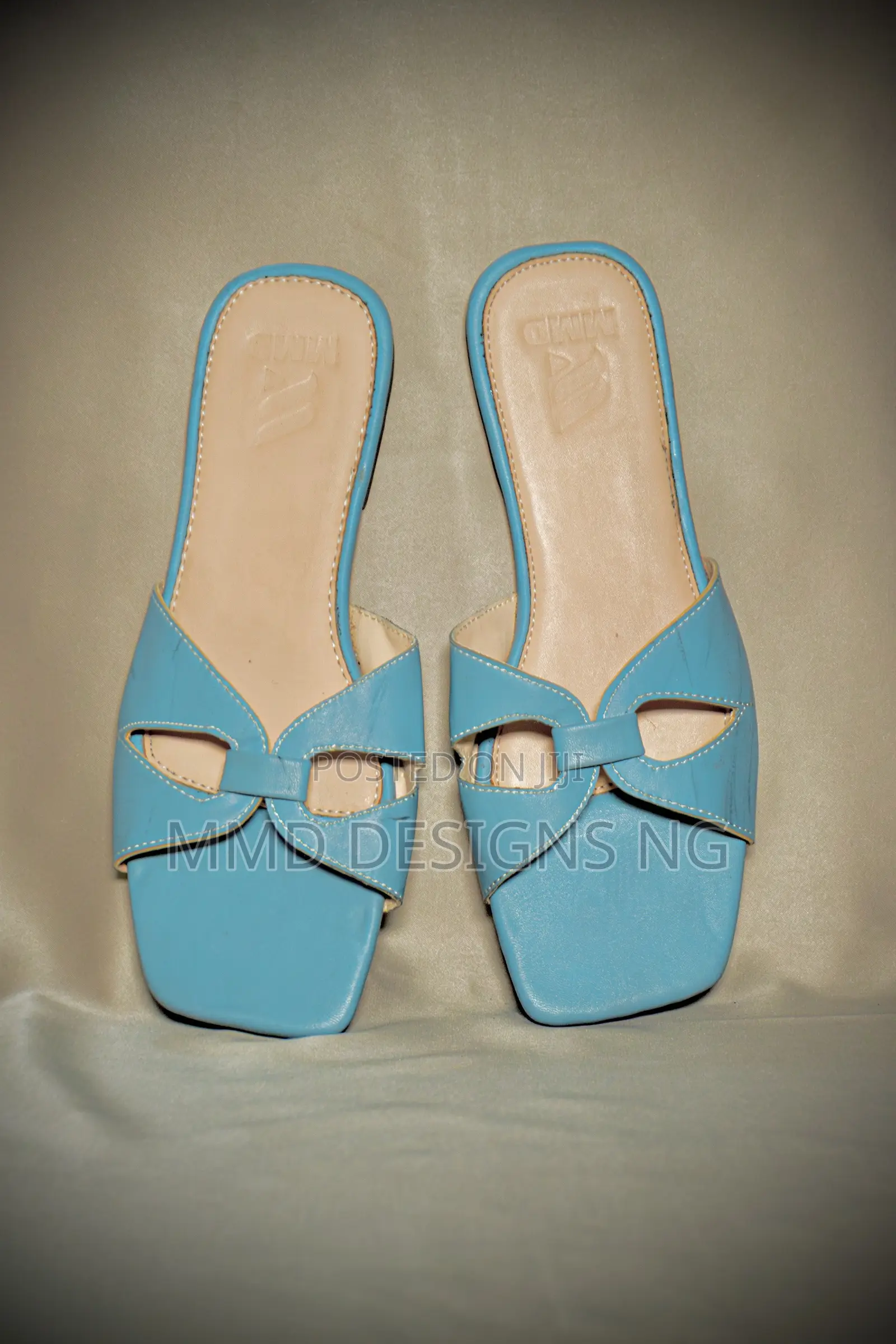 MMD Rouhiya Women's Blue Cutout Slides