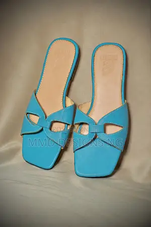 MMD Rouhiya Women's Blue Cutout Slides