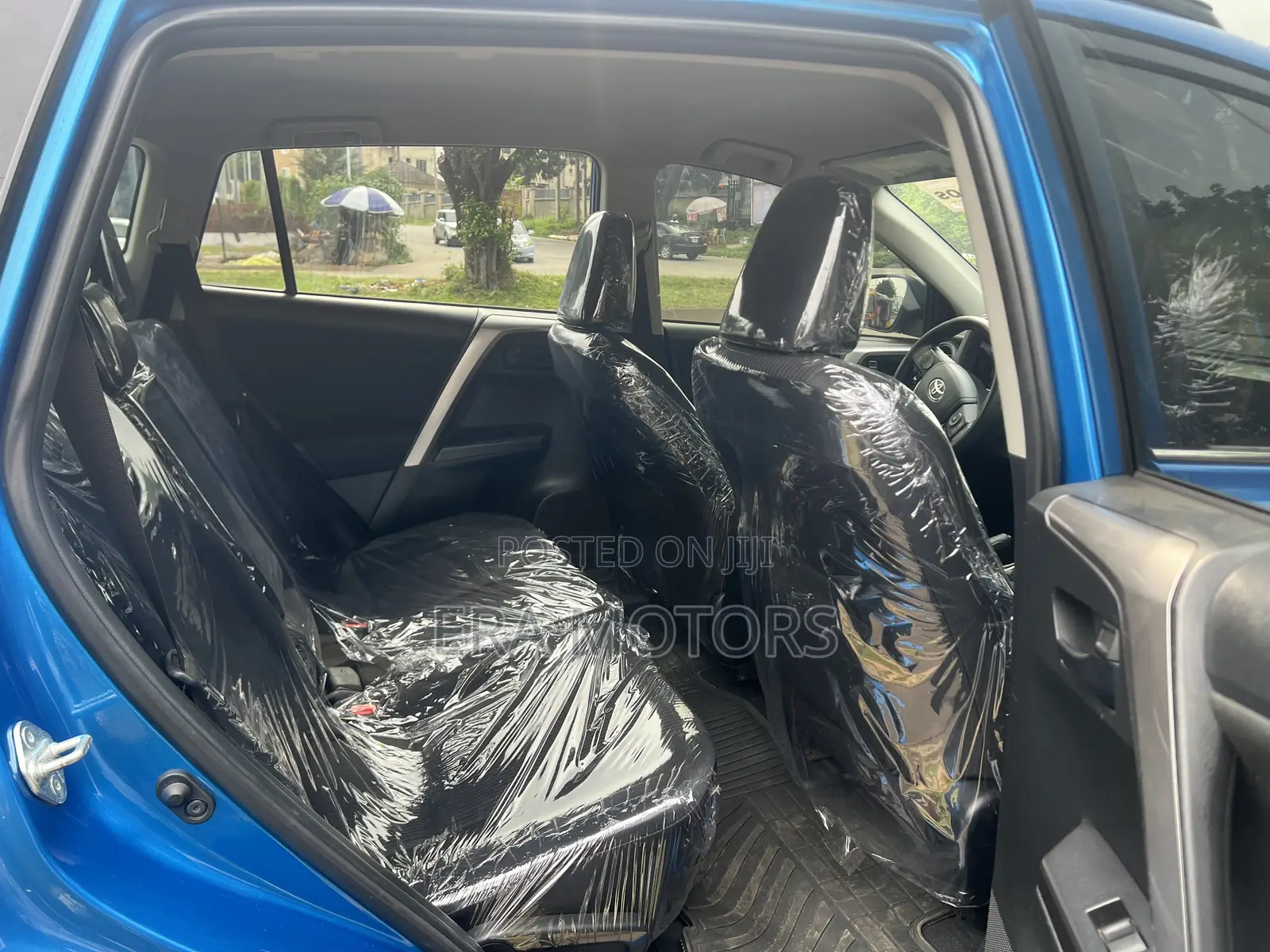 Toyota RAV4 2017 Blue