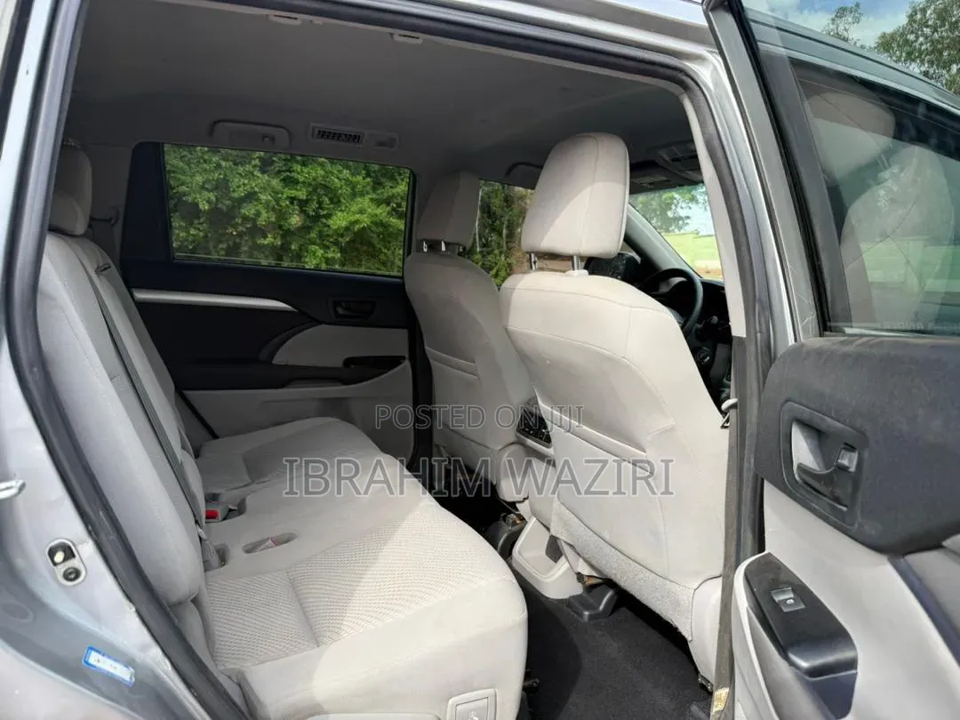 Toyota Highlander 2018 Silver