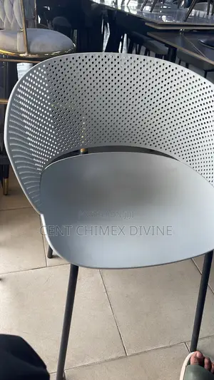 Best Restaurant Chairs