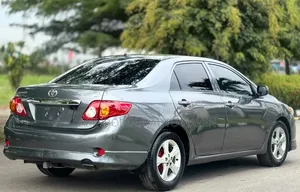 Toyota Corolla 2009 Gray