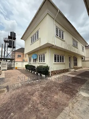 4bdrm Duplex in Kolapo Ishola, Akobo for rent