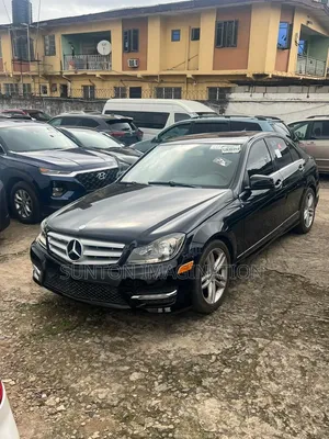 Mercedes-Benz C250 2013 Black