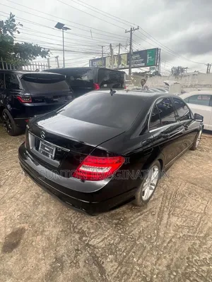 Mercedes-Benz C250 2013 Black