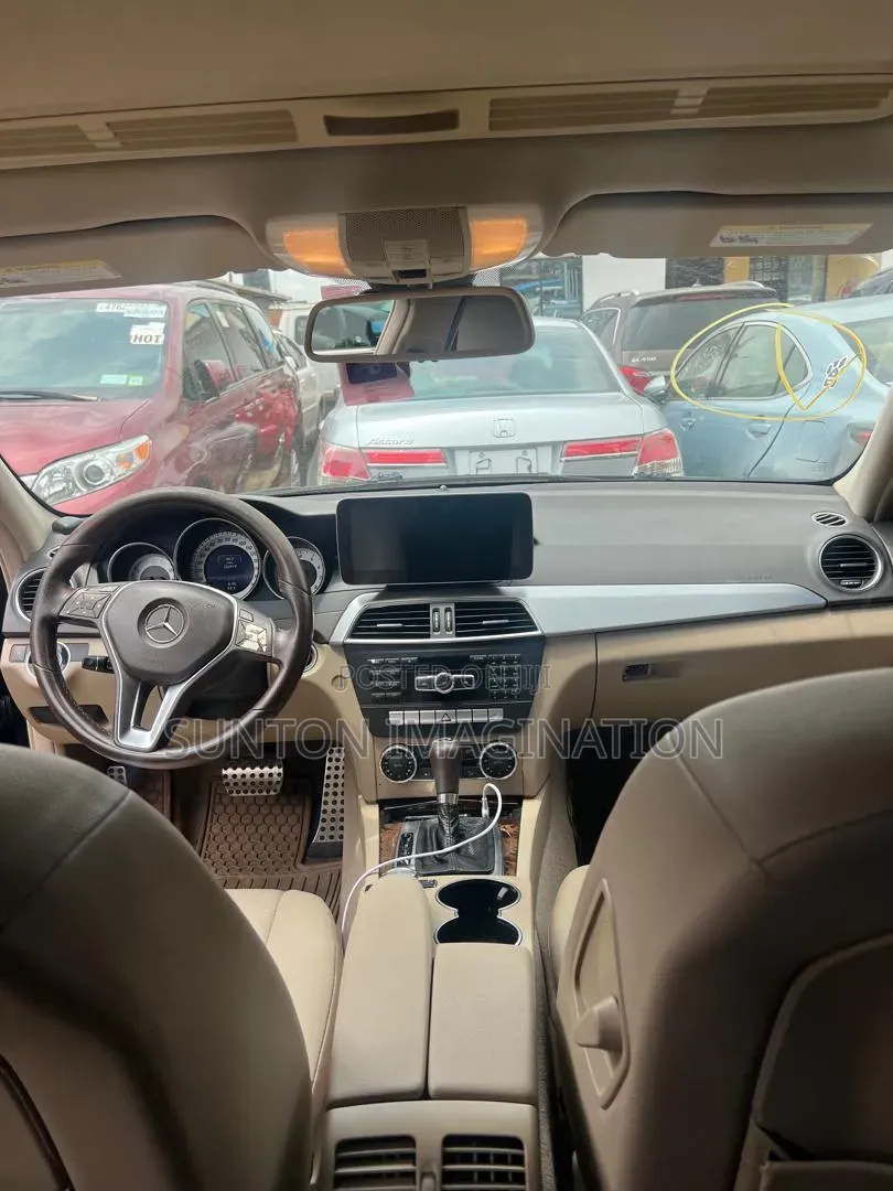 Mercedes-Benz C250 2013 Black