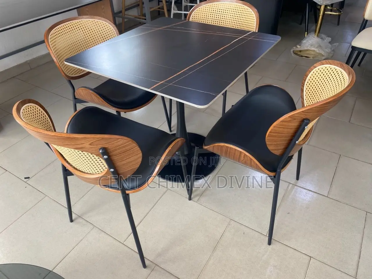 Space Management Dinning