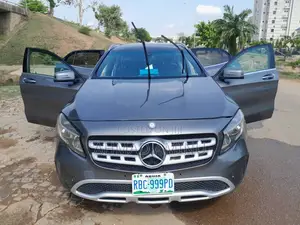 Mercedes-Benz GLK-Class 2015 Brown